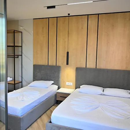 Homestay Monduro Durres